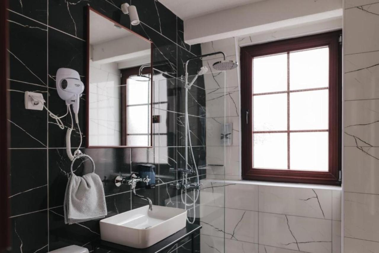 סקופיה Hotel Castrum מראה חיצוני תמונה